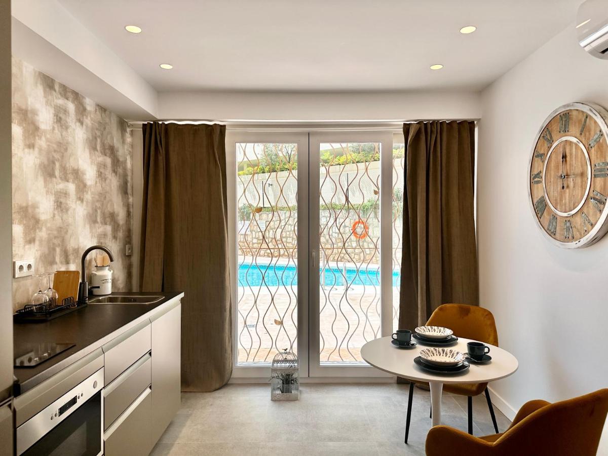 Loft 18 Beachfront Marbella Center Bagian luar foto