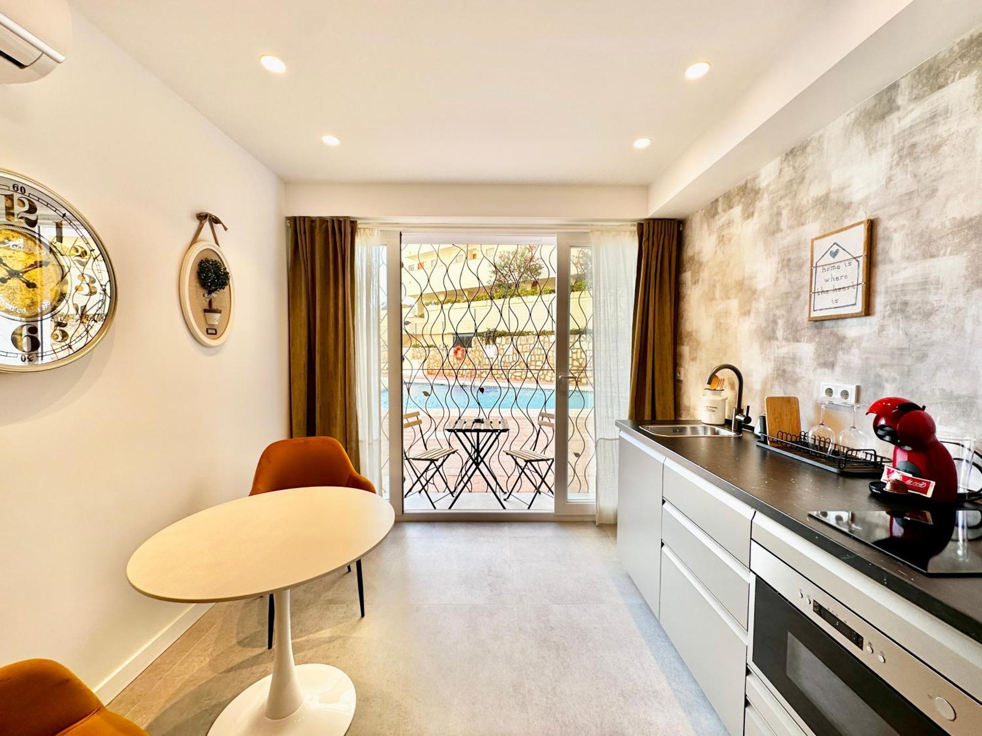 Loft 18 Beachfront Marbella Center Bagian luar foto